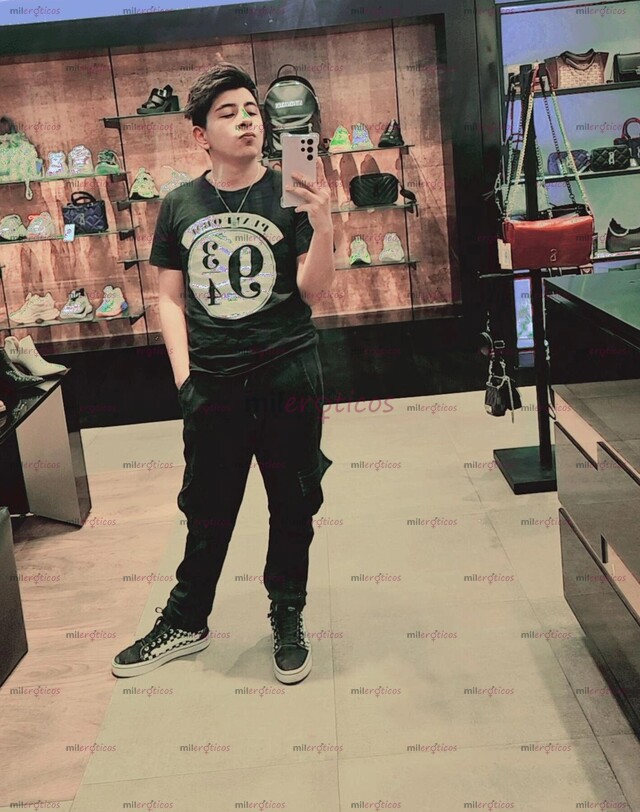 FOTOS DE SOY TWINK PASIVO PRIMERIZO DE 22 AÑOS MUY COMPLACIENTE