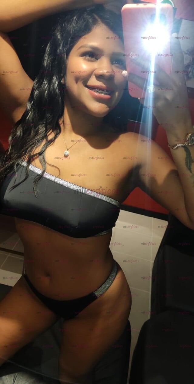 FOTOS DE HOLA SOY UNA MORENITA CALIENTE CON GANAS DE SACAR LECHE
