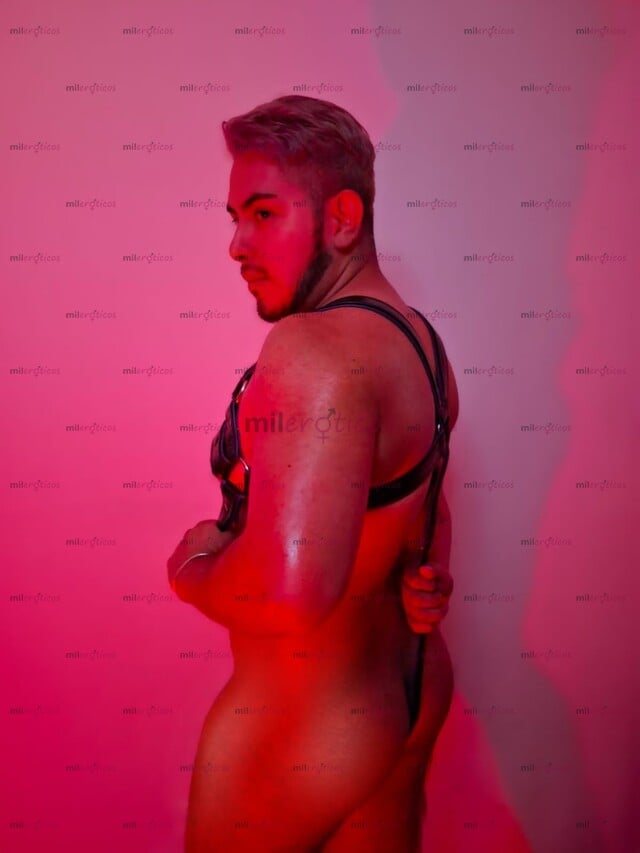 FOTOS DE CALIENTE CON LA VERGA DURA Y EL CULITO APRETADO, PELUDO DE TODO EL CUERPO