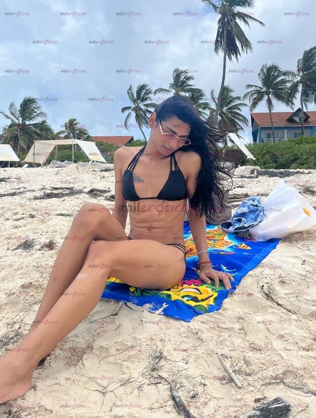 FOTOS DE RECIÉN LLEGADA POR PRIMERA VEZ , HERMOSA TRANS HORMONIZADA FEMENINA NATURAL