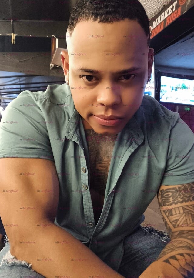 FOTOS DE GIGOLO EXCLUSIVO PROFESIONAL 100% HETEROSEXUAL.