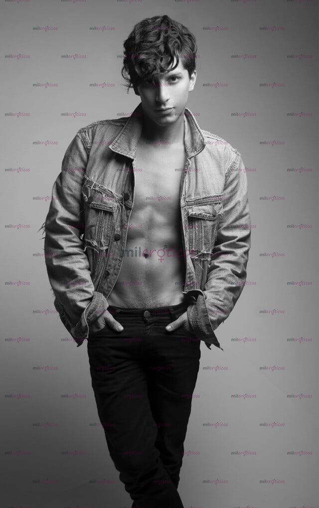 FOTOS DE VERGON XXL 23CM. ESCORT PROFESIONAL TRATO V.I.P. ACTOR PORNO RECONOCIDO.