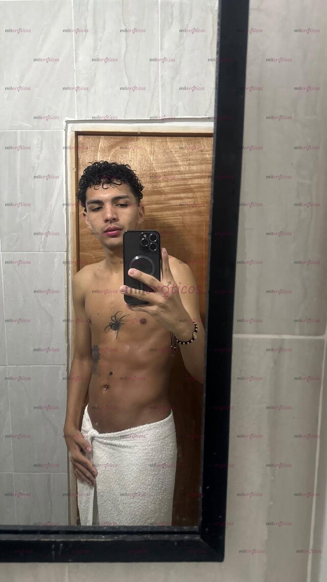 FOTOS DE POLLO UNIVERSITARIO CALIENTE Y VERGON ARRECHO