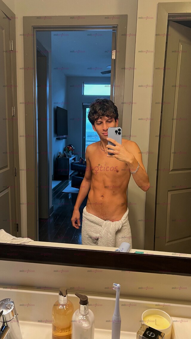 FOTOS DE VERGOTA DE TWINK. 23CM GRUESA Y MORBOSO. ACTIVO