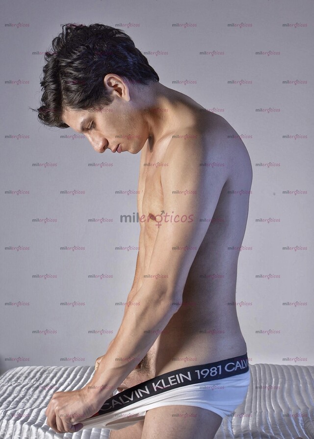 FOTOS DE VERGOTA DE TWINK. 23CM GRUESA Y MORBOSO. ACTIVO