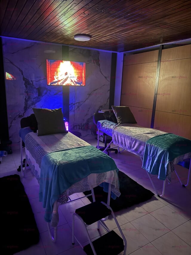 FOTOS DE MASAJES RELAJANTE Y JACUZZI VEN Y VIVE UNA EXPERIENCIA ÚNICA