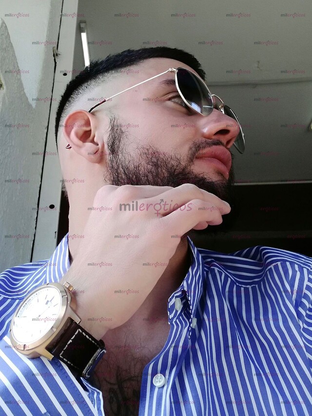 FOTOS DE EXCLUSIVIDAD Y PLACER INIGUALABLE MACHO MEXICANO CON DOTACIÓN PREMIUM DE 20 CM V