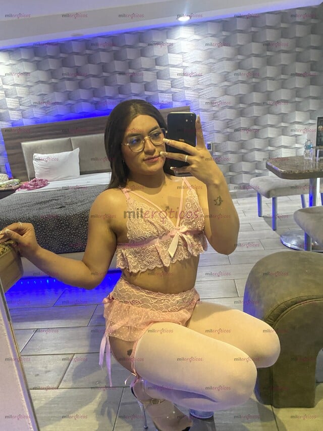 FOTOS DE CHICA TV 21 AÑOS, PUTITA SUMISA Y COMPLACIENTE. INICIANDO EN EL AMBIENTE