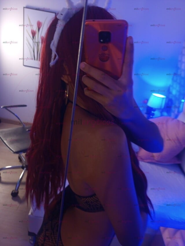 FOTOS DE TIERNA PIEL MORENA, DISPUESTA A SABOREAR LOS PLACERES DE UNA BUENA POLLA