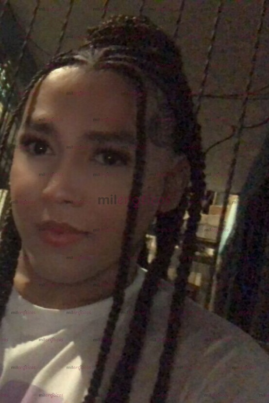 FOTOS DE CHICA TRANS, CON NALGAS GRANDES DISPUESTA A SATISFACER TUS DESEOS, SUMISA