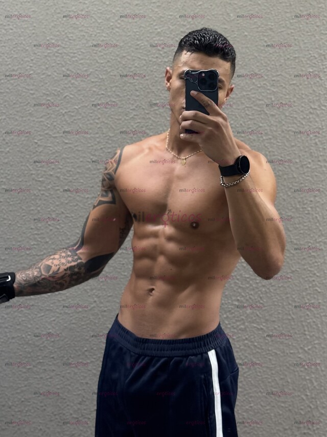 FOTOS DE COLOMBIANO 1,80 EXCELENTE TRATO CUERPO GYM TOP 24 AÑOS