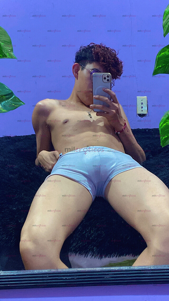 FOTOS DE TWINK DELGADO INTER PAS, MUY AMABLE, ESTUDIOSO