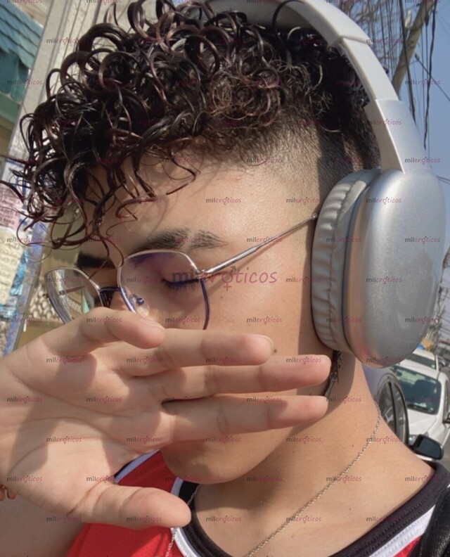 FOTOS DE TWINK DELGADO INTER PAS, MUY AMABLE, ESTUDIOSO