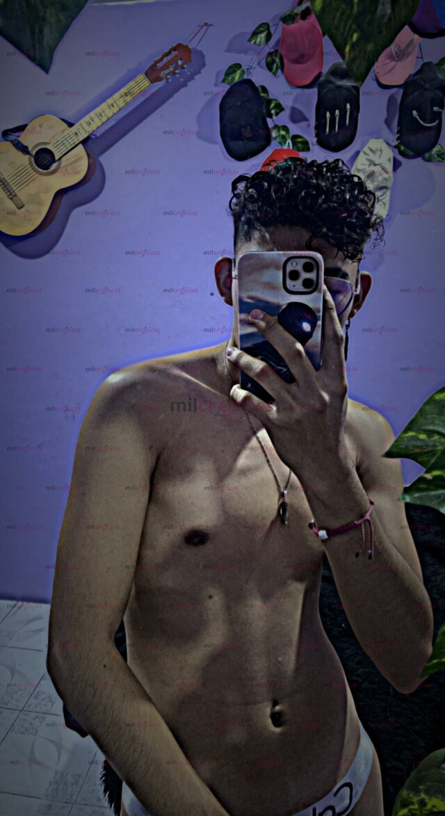 FOTOS DE TWINK DELGADO INTER PAS, MUY AMABLE, ESTUDIOSO