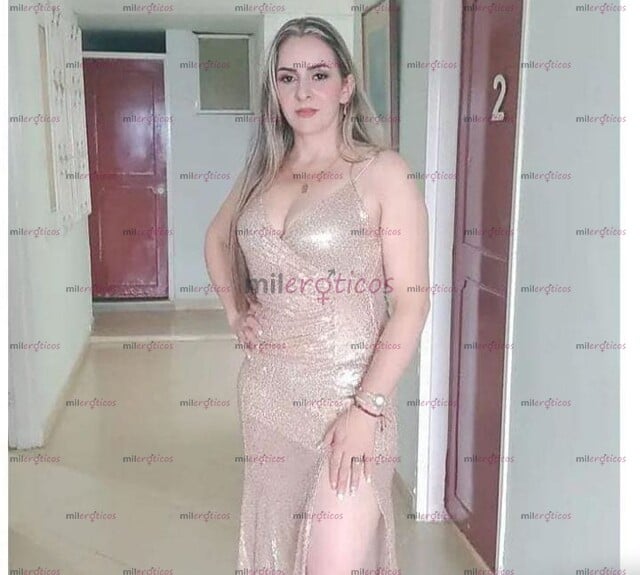 FOTOS DE LUCIANA LINDA PAISA DE CULO ENORME FOGOSA SENSUAL Y ARDIENTE