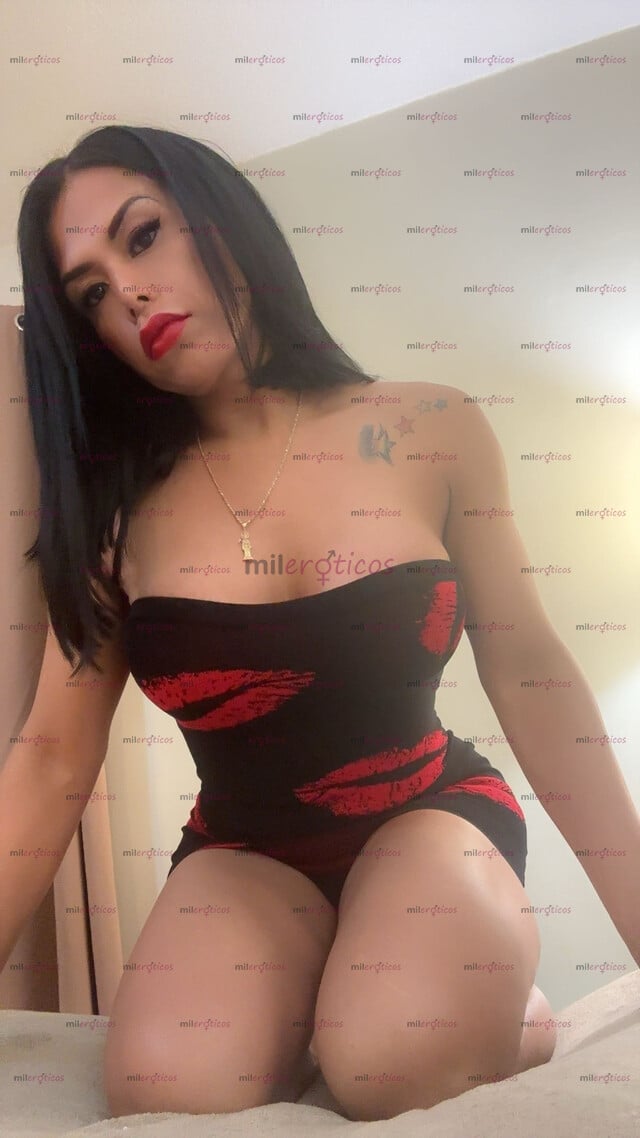 FOTOS DE TETONA, MAMADORA, GARGANTA PROFUNDA Y SÚPER PUTITA EN LA INTIMIDAD