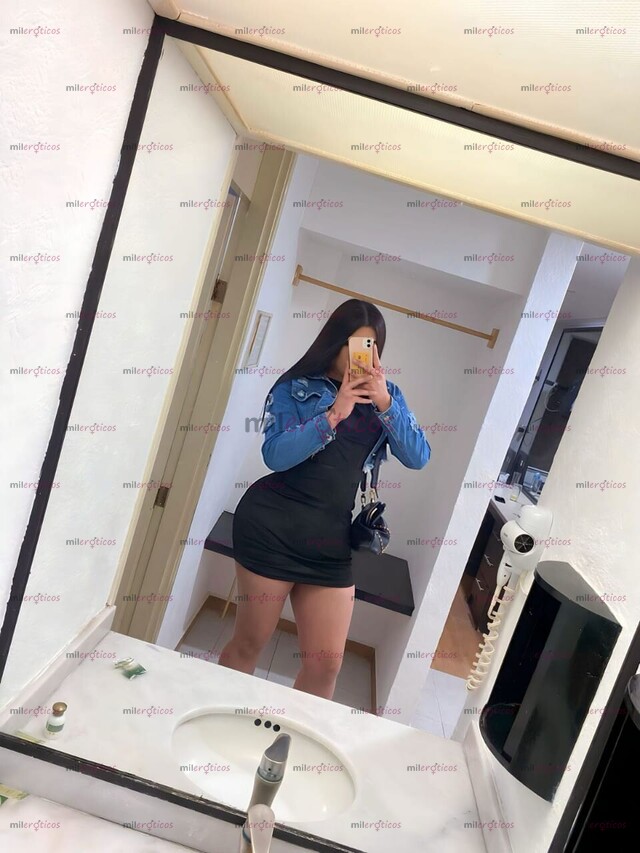 FOTOS DE DISPONIBLE POCOS DÍAS EN TU CIUDAD CON LUGAR DISCRETO Y SÚPER CÓMODO !!