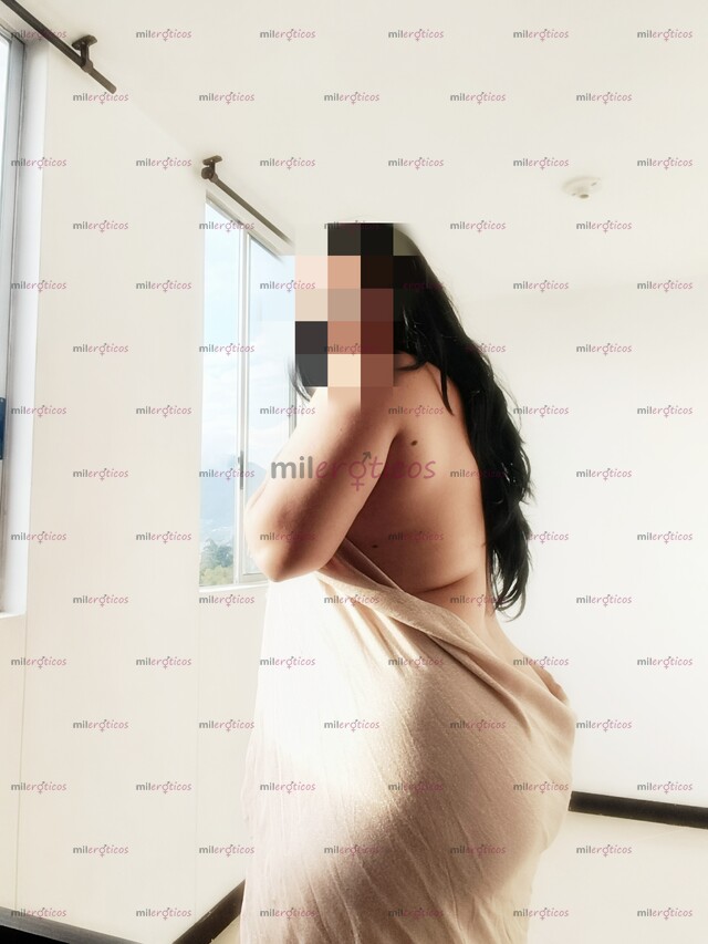 FOTOS DE SCORTS SENSUAL Y COMPLACIENTE, DISPONIBLE SEXO ANAL