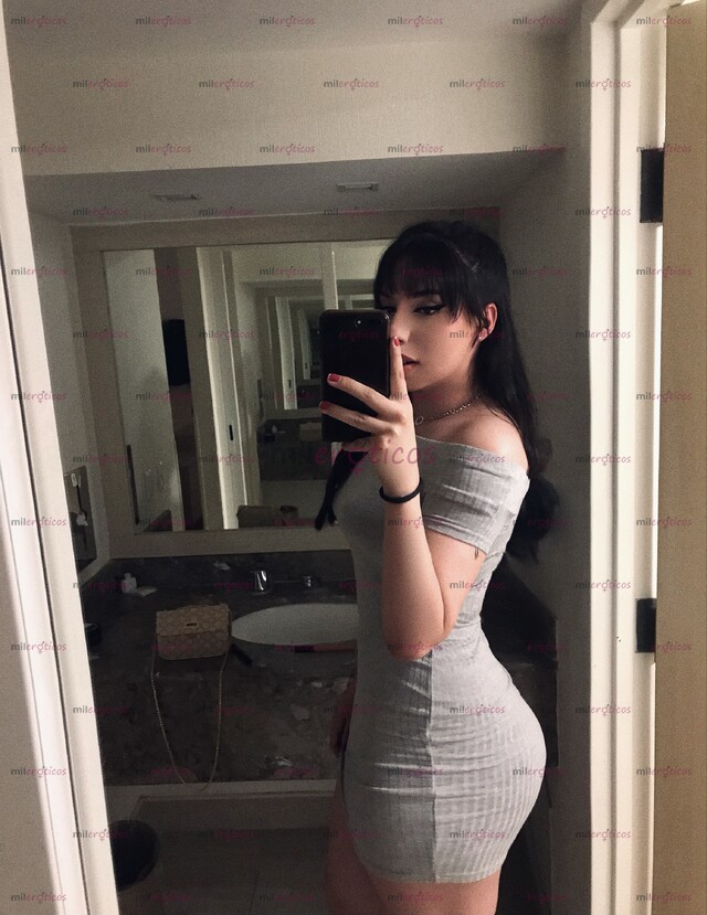 FOTOS DE SEXY Y TRAVIESA CHICA TRANS, LISTA PARA COMPLACERTE