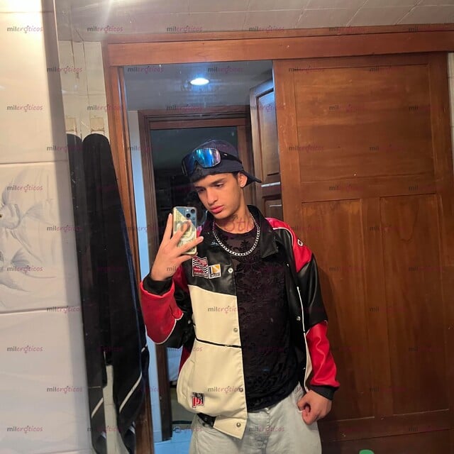 FOTOS DE CHICO VERSÁTIL, VENTA DE CONTENIDO MUY RICO Y MUY CALIENTE