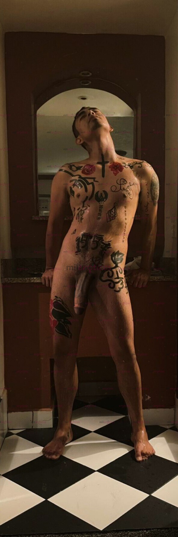 FOTOS DE VERGUDO, JOVEN Y CON MUCHAS GANAS DE DÁRTELO TODO