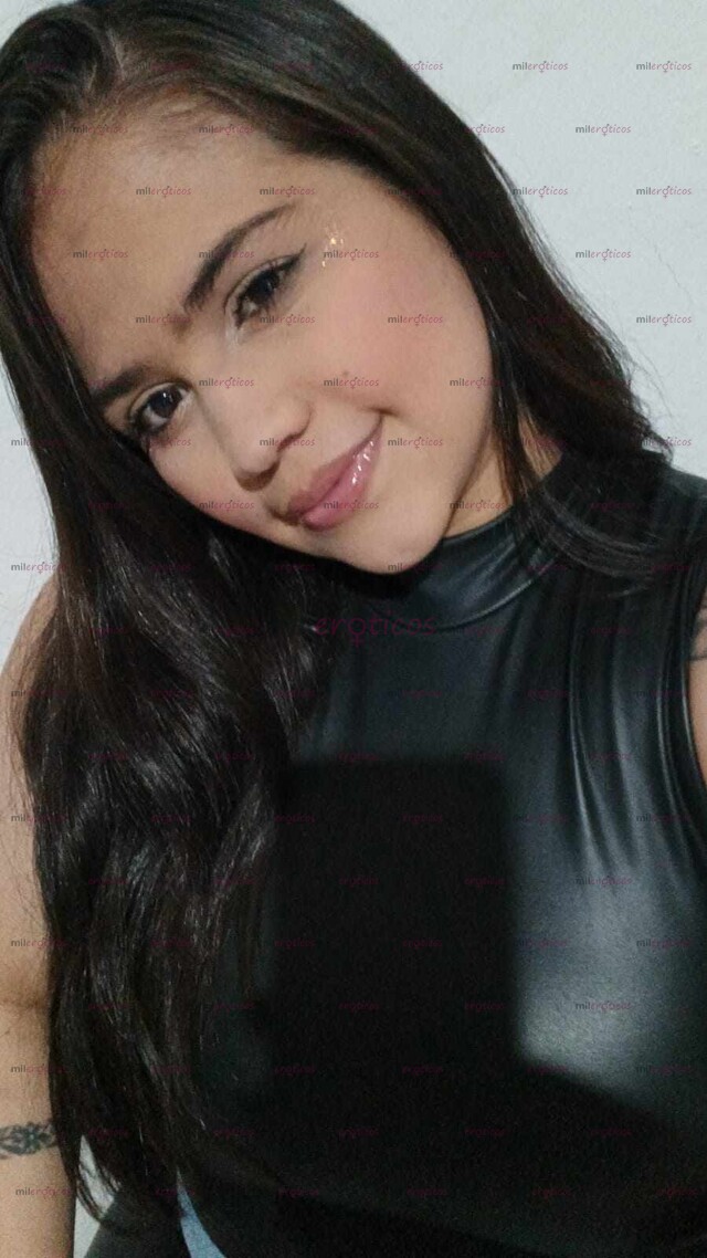 FOTOS DE COLOMBIANA JOVEN Y COMPLACIENTE EN LO QUE QUIERAS AMORCITO