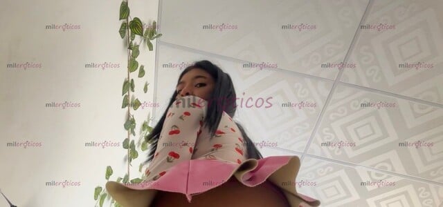 FOTOS DE MORENITA BIEN CALIENTE CON GANAS DE SACARTE TODA LA LECHE