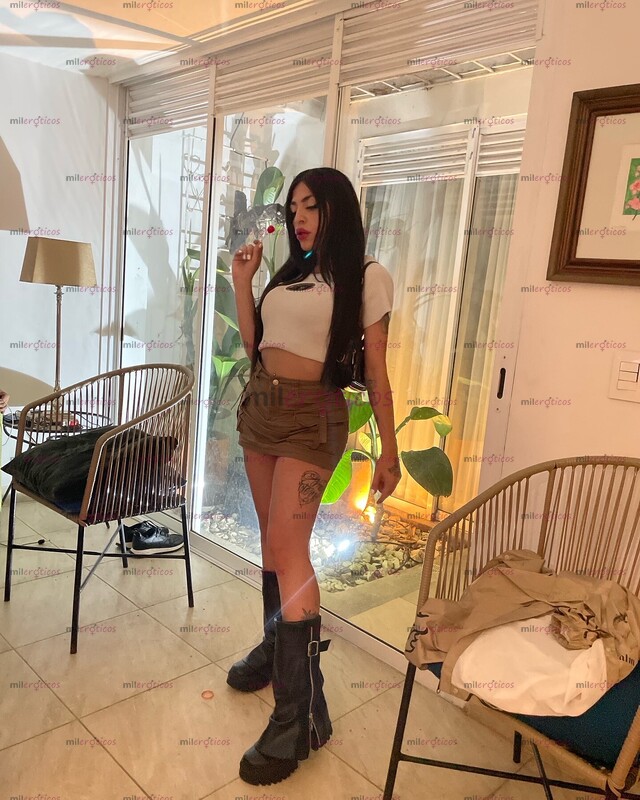 FOTOS DE NUEVA EN CALI APTO CON PARQUEADERO PRIVADO CHIQUITA CON NALGAS GRANDOTAS