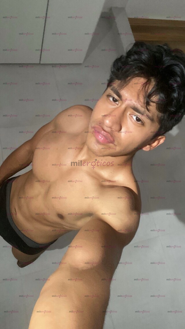 FOTOS DE CHICO ATLÉTICO 20 AÑOS NALGON Y DOTADO