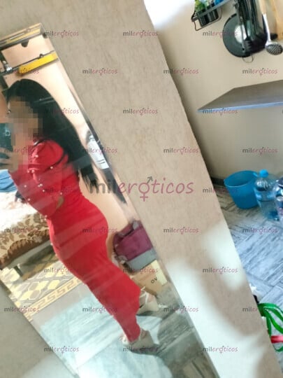 FOTOS DE ESTA FLAQUITA, MORENITA, PELINEGRA ESTÁ LISTA PARA COMPLACERTE