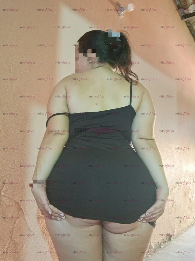 FOTOS DE COLOMBIANA, NALGONA, CON GANAS DE DISFRUTAR, GORDITA Y EXTROVERTIDA.