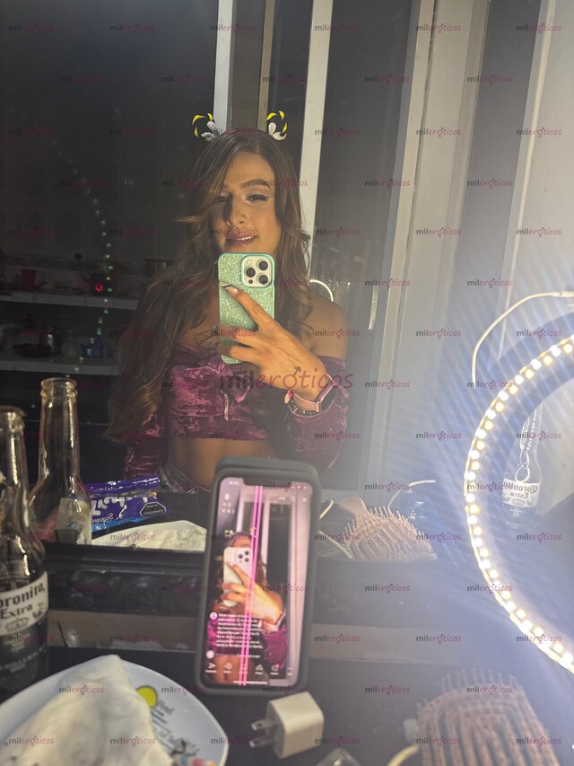 FOTOS DE LINDA, TRAVIESA Y CALIENTE CHICA TRANS! PARA DIVERSIÓN SIN LIMITESY SÚPER DOTADA
