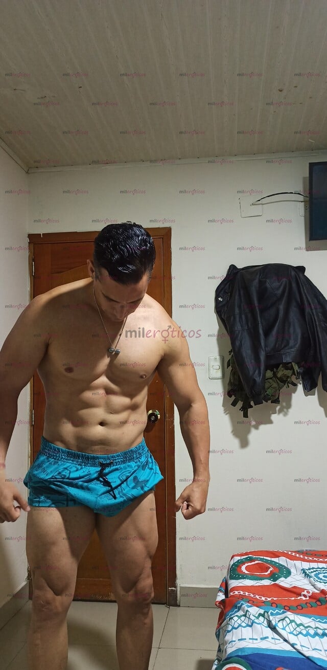 FOTOS DE ACTIVO MACHO ARDIENTE DISPUESTO A COMPLACERTE PAREJAS O PERSONAS SOLAS