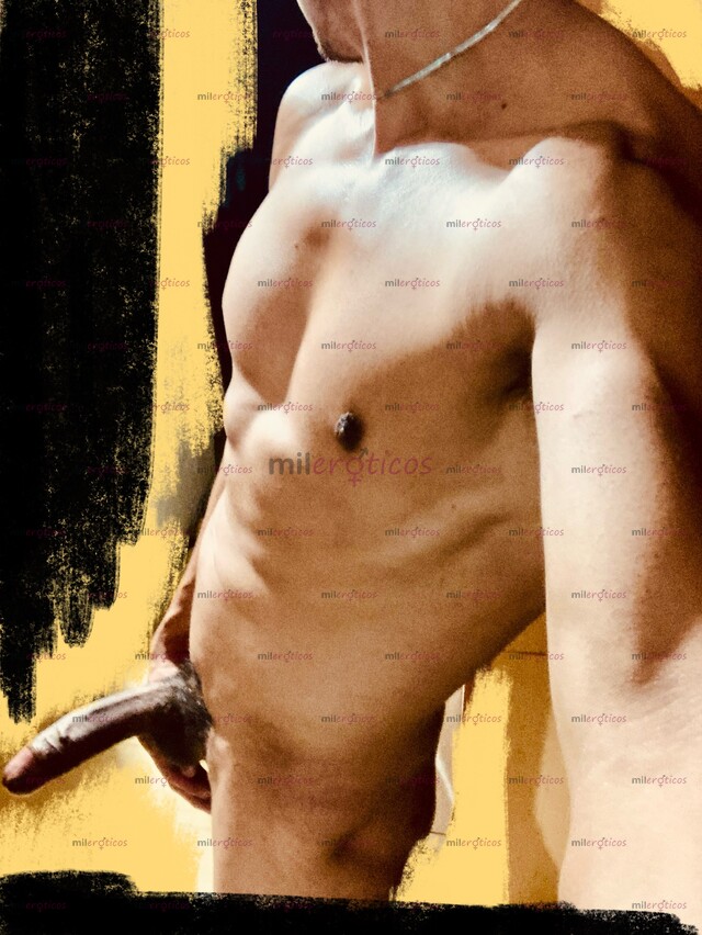 FOTOS DE MORENO FLACO Y VERGÓN. PREÑO Y DEVORO CULOS.