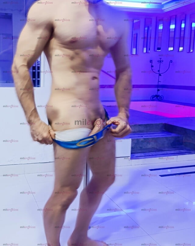 FOTOS DE HOMBRE MADURO Y ATLÉTICO PARA SOLO MUJERES HERMOSAS DE CLASE ALTA!!!
