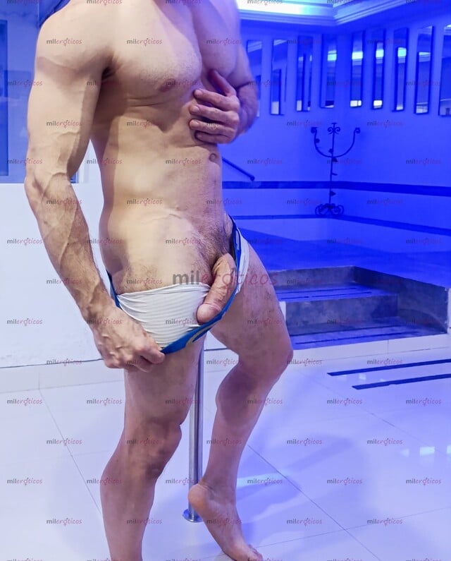 FOTOS DE HOMBRE MADURO Y ATLÉTICO PARA SOLO MUJERES HERMOSAS DE CLASE ALTA!!!