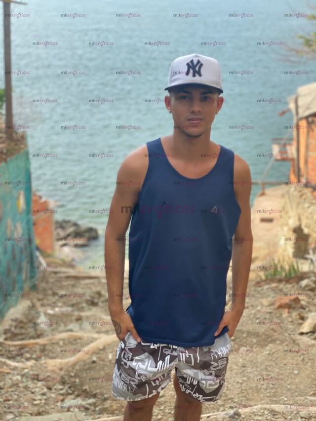 FOTOS DE HOLA MI NOMBRE ES DANIEL POLLO DOTADO ARRECHO