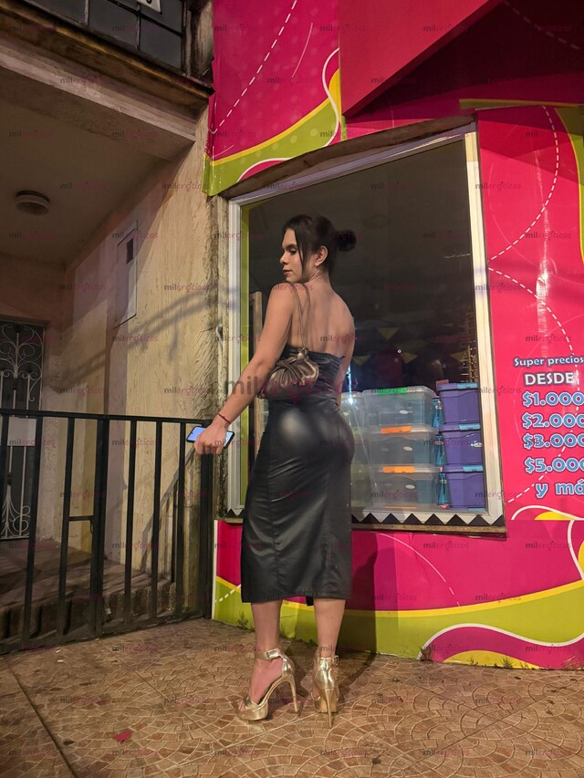 FOTOS DE SITIO NATY 19 AÑOS Y 20 CMS DE DELICIOSA POLLA Y CULO APRETADO