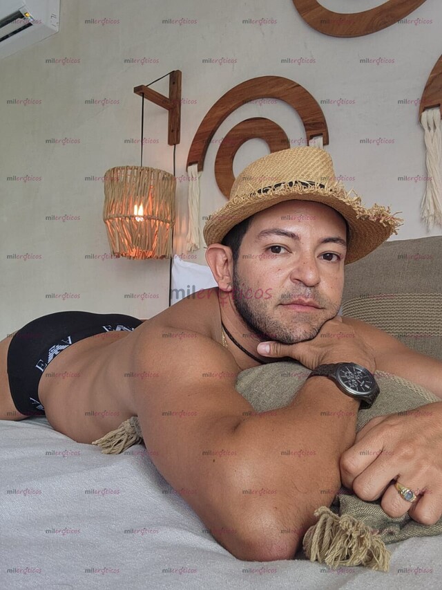 FOTOS DE ALEXANDRO CHICO EXTRANJERO EN CIUDAD DE MÉXICO CDMX