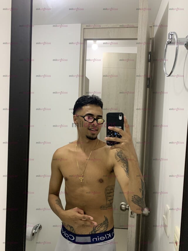 FOTOS DE POLLO VERGON UNLIMITED, DISPUESTO A COMPLACER TUS FANTASÍAS, BUENA VIBRA
