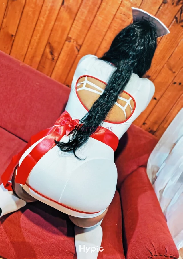 Con ganas de pasarla rico si quieres pasar un grato momento la hora sale 40media 30momento 25mis servicios son cariciasposicionestrato de pololosbesit...