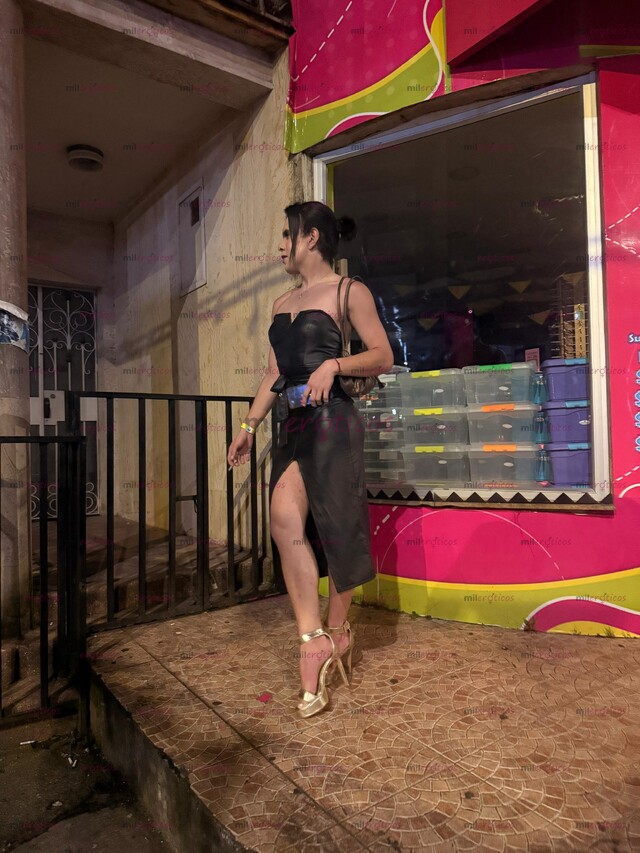 FOTOS DE SITIO NATY 19 AÑOS Y 20 CMS DE DELICIOSA POLLA Y CULO APRETADO