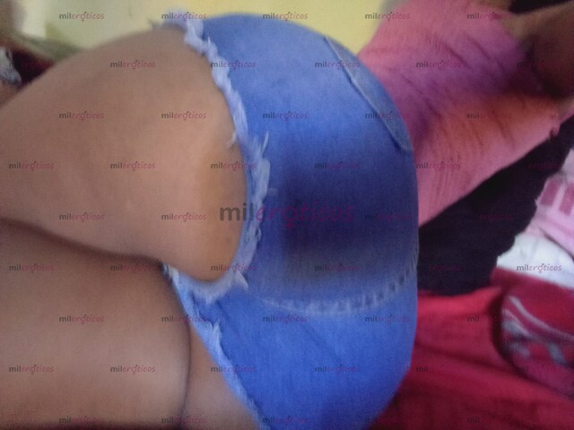 FOTOS DE DELGADITA CON HERMOSO CULOTE Y CON UNA BOCA MUY MAMADORA DE VERGA