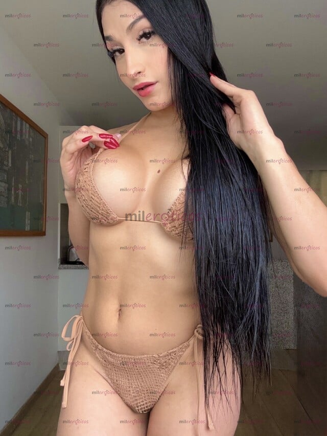 FOTOS DE HERMOSA COLOMBIANA , SERVICIO LUXURY VERGA DE 20CM Y UN CULO GORDO Y APRETADO!!