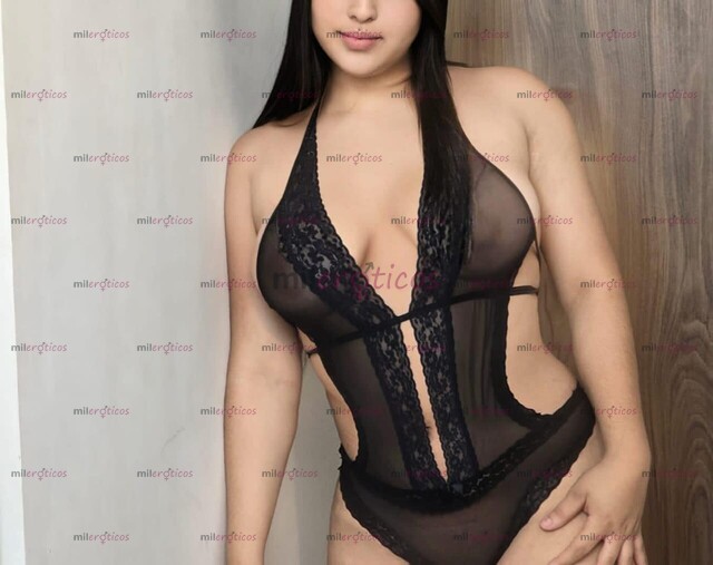 FOTOS DE MUJER DELICIOSA CON SENOS REDONDITOS PARADITOS RICOS