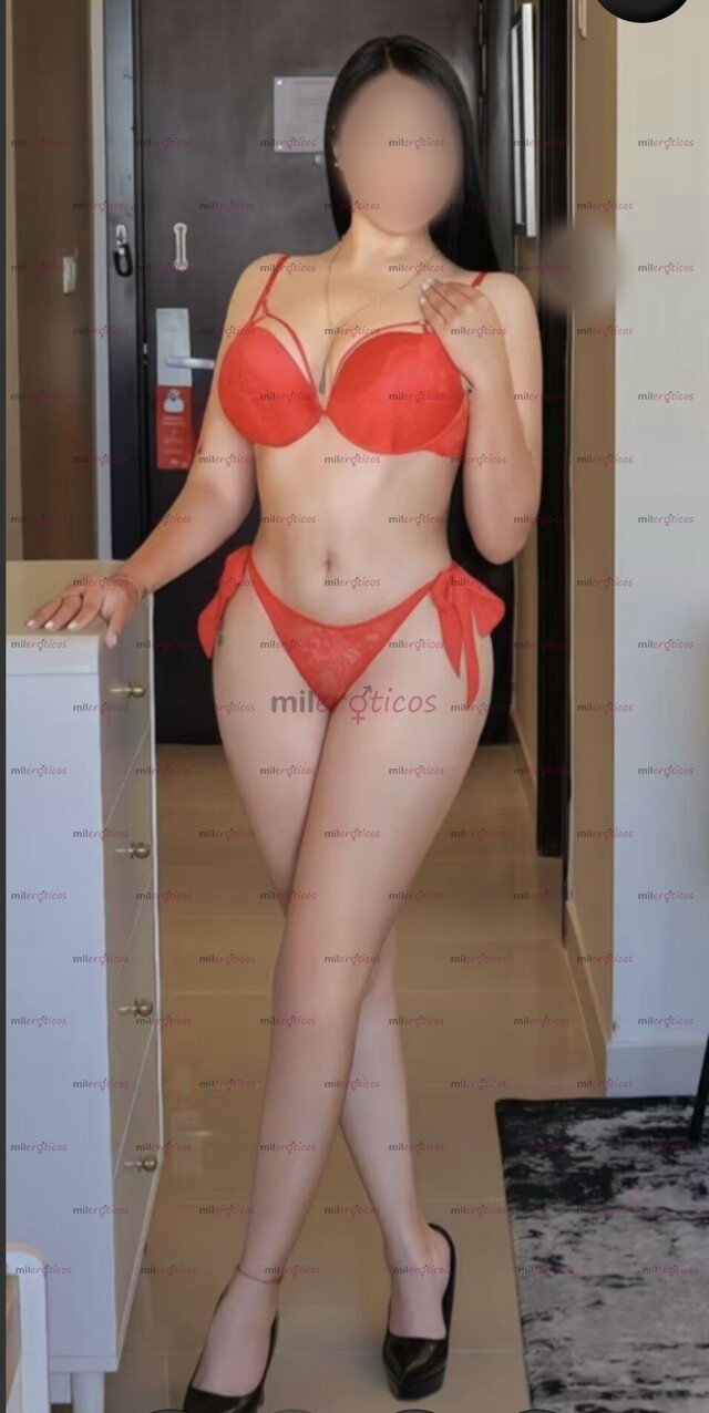 FOTOS DE ISABELLA HERMOSA PAISA CABELLO LARGO Y GRANDES CURVAS