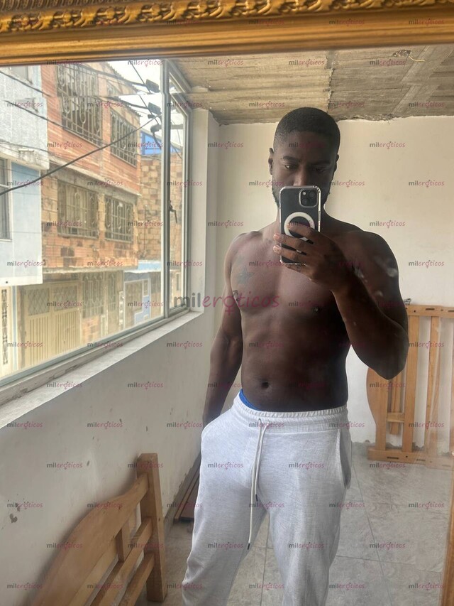 FOTOS DE NEGRO VENTA DE CONTENIDO VIDEOLLAMADAS TRÍOS SEXO PRESENCIAL