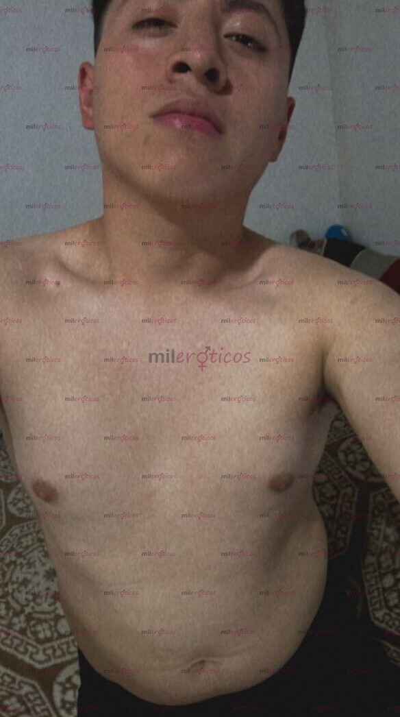 FOTOS DE MATEO 23 AÑOS PIEL CLARA Y GUAPO CON BABY FACE