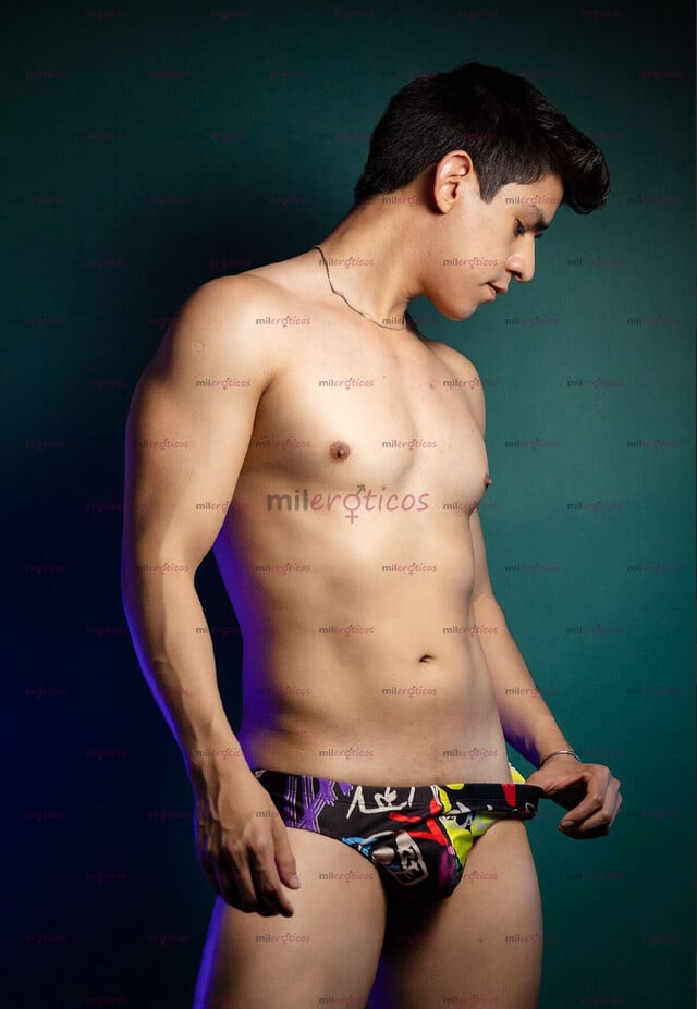 FOTOS DE DEL NORTE JOVEN GUAPO ATRACTIVO SERIO EDUCADO TAL COMO EN LAS FOTOS