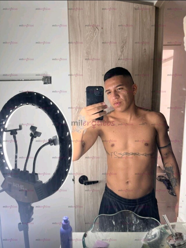 FOTOS DE SOY GAY VERSATIL SOY SERIO DISPUESTO A COMPLACERTE